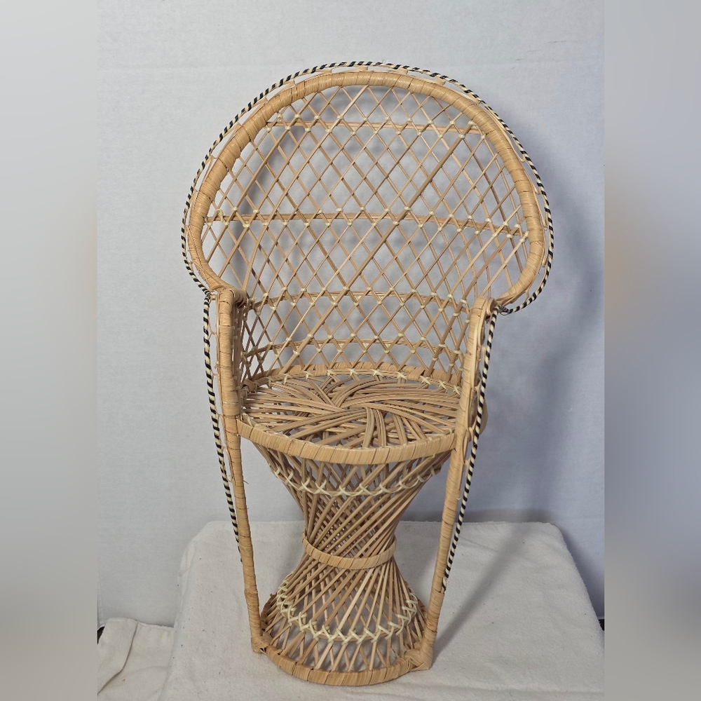 Vintage Wicker Rattan 16" Peacock Fanback Chair Doll- Plant Teddy Bear